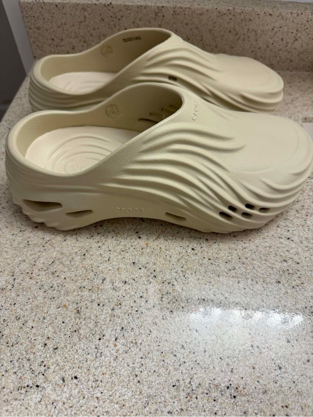 CROCS Classic Cayman Wave Clog in Cream